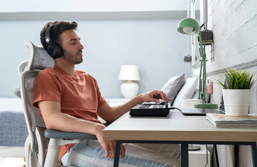 Accoudoirs de chaise : guide ergonomique et confort optimal