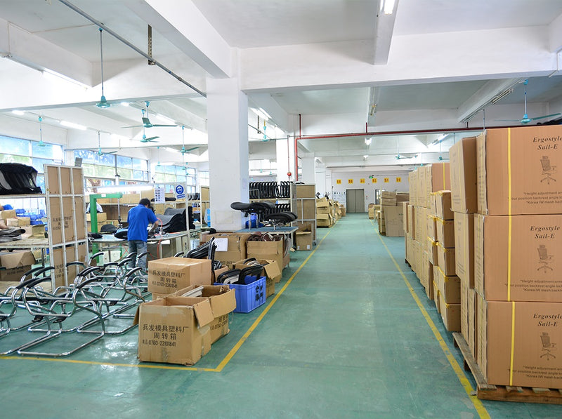 Atelier de 10 000 m²
